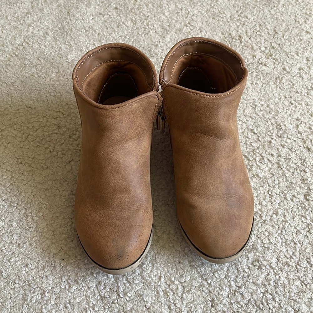 Girl Cognac Botties - Size 10